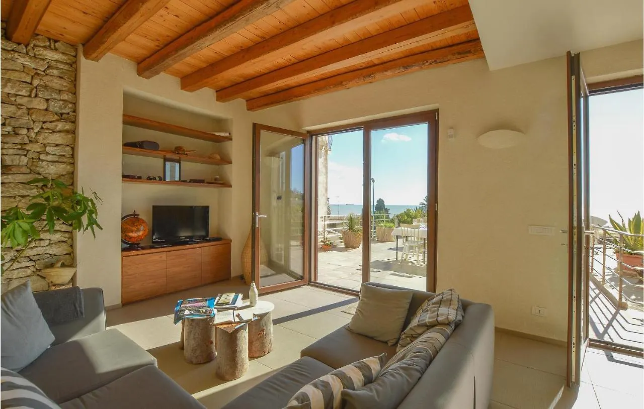 Cozy Apartment In Porto Empedocle With Kitchen Italy
