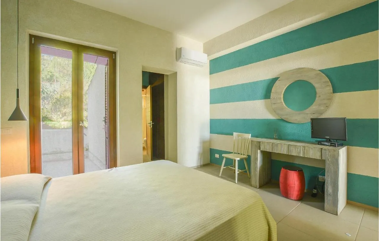Cozy Apartment In Porto Empedocle With Kitchen
