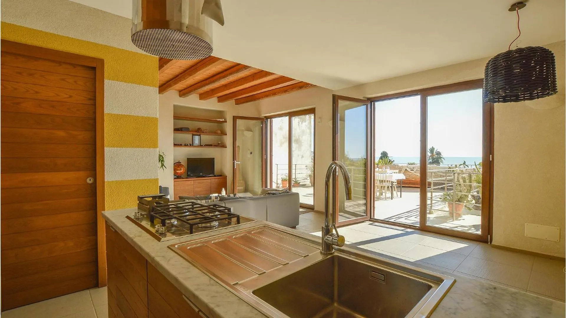 Cozy Apartment In Porto Empedocle With Kitchen